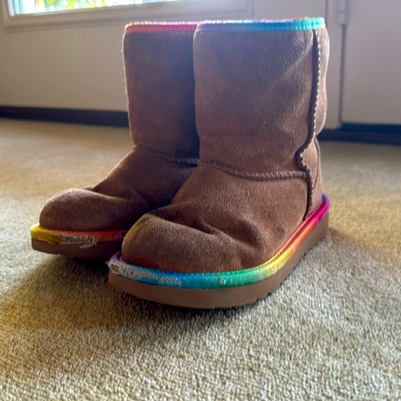 Tan with rainbow stripe Ugg Boots - Picture 1 of 9